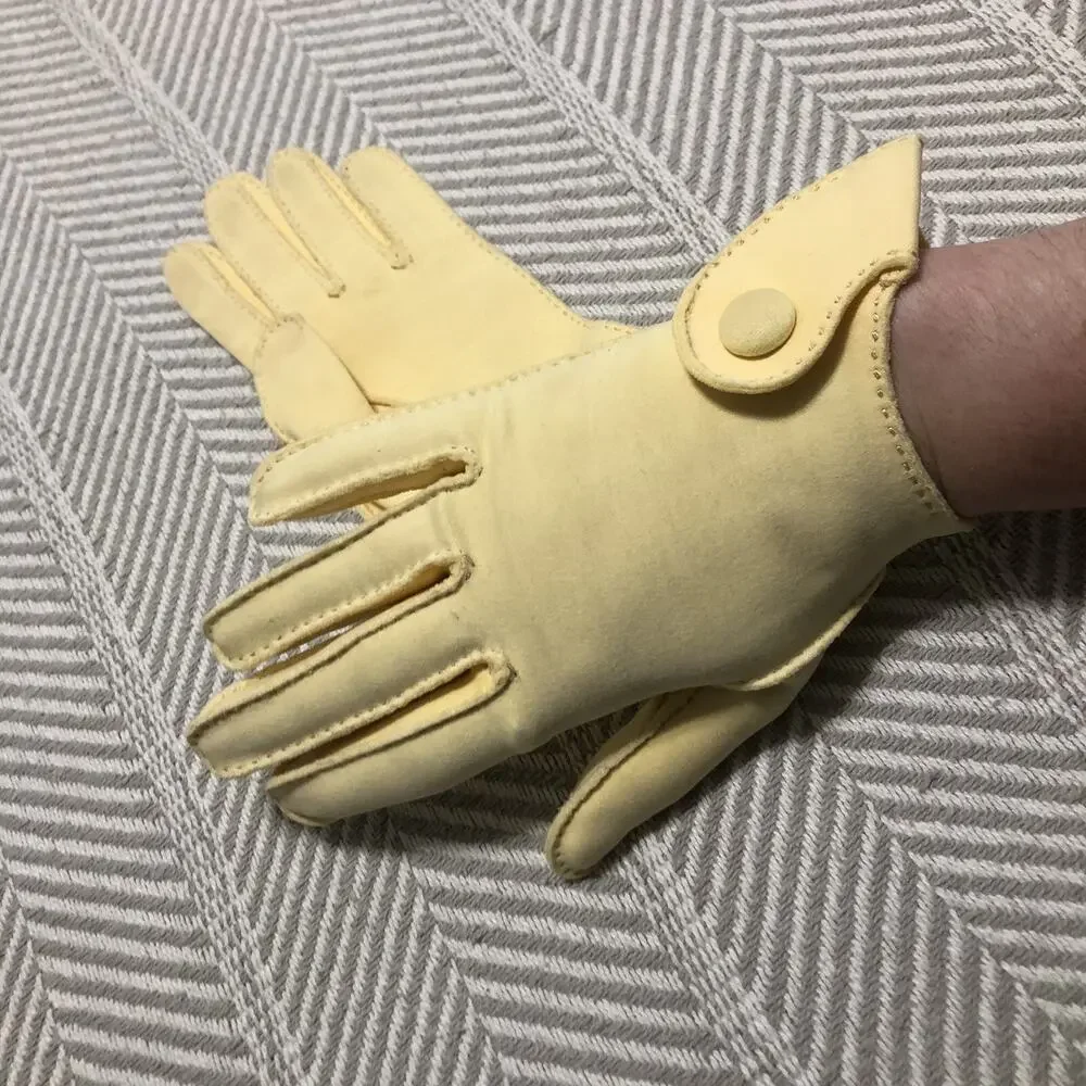 Yellow Fashion Gloves Aris Of Paris Vintage 1960s Button Cuff Small Wrist